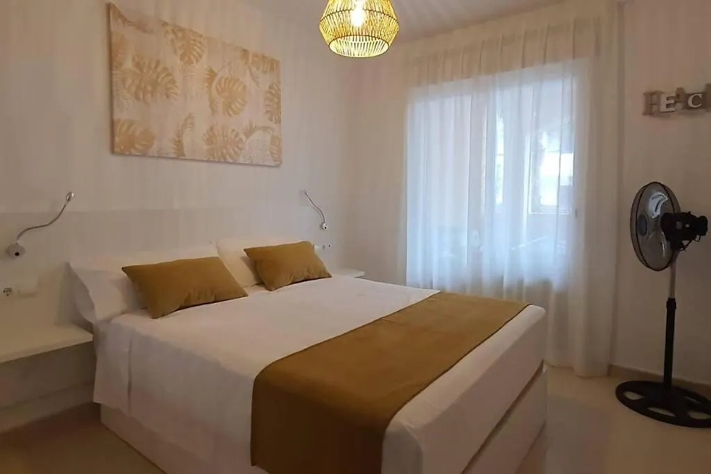 Bajo Con Patio, Piscina Y Playa A 200 Metros Apartment Playas de Vera 0*,  Spain